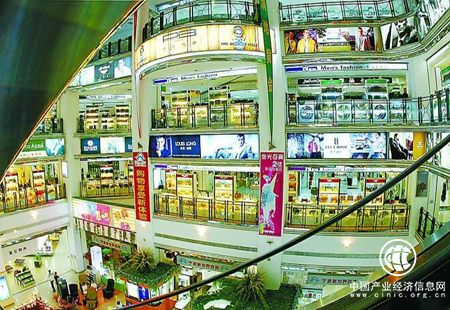 新零售浪潮下的百货业 从寒冬复苏到二手日用百货的春天